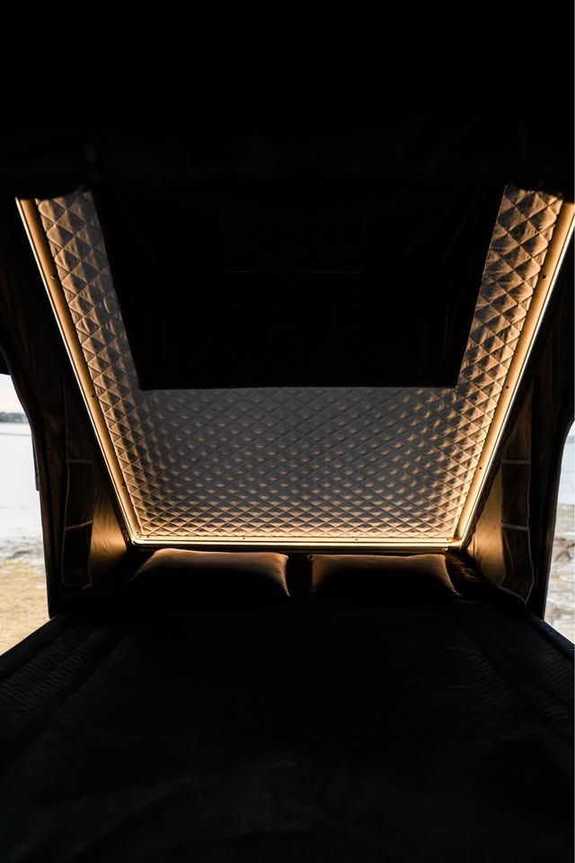 YC Adventure 1.3 Aluminium Hard Shell Roof Top Tent