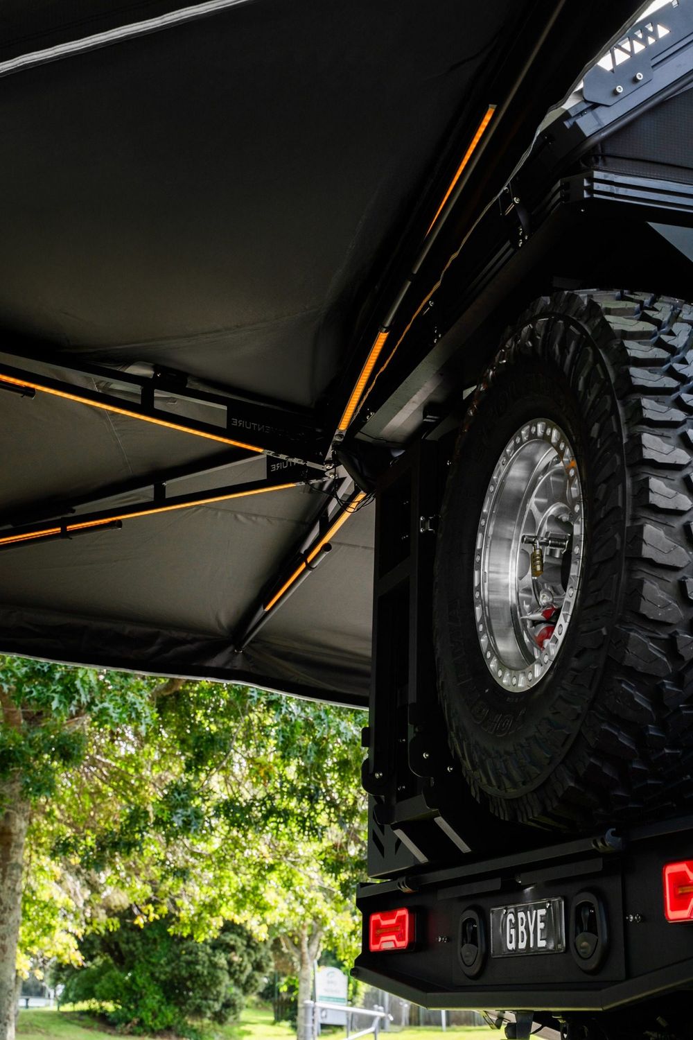 YC 270XL Awning