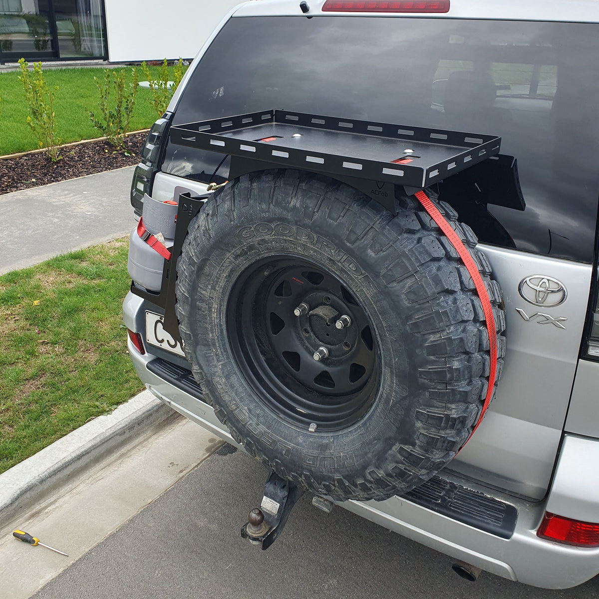 Spare Wheel Shelf Top view